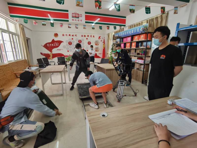 纳溪区广告片拍摄公司：极简主义践行者，少即是多的视觉哲学
